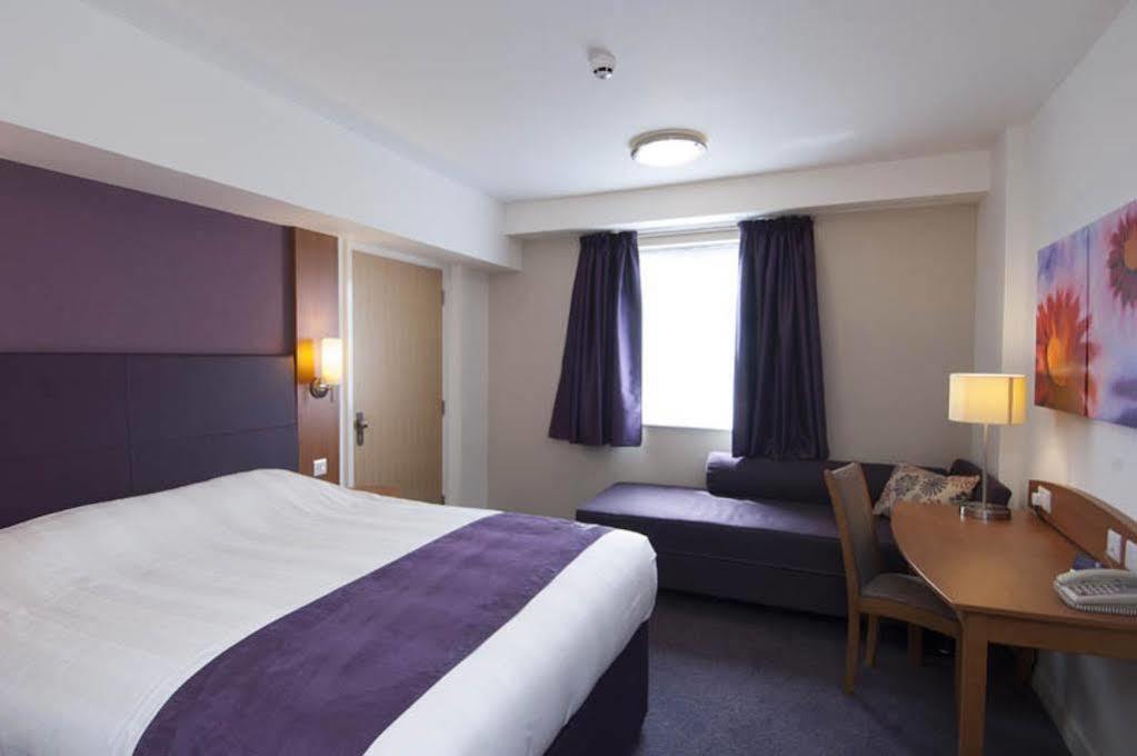 Premier Inn London Dagenham Zewnętrze zdjęcie