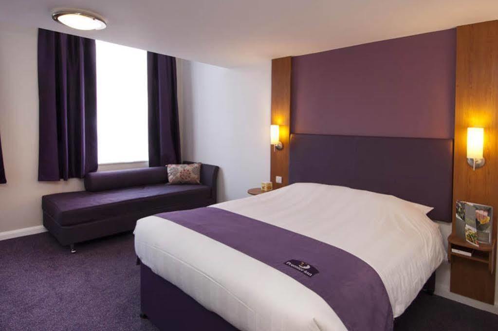 Premier Inn London Dagenham Zewnętrze zdjęcie